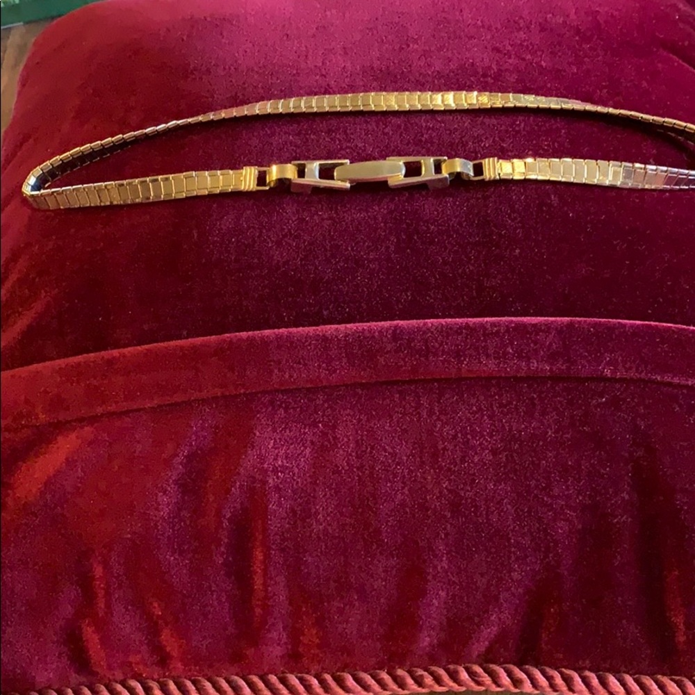 GOLDTONE STRETCHY WOMENS BELT